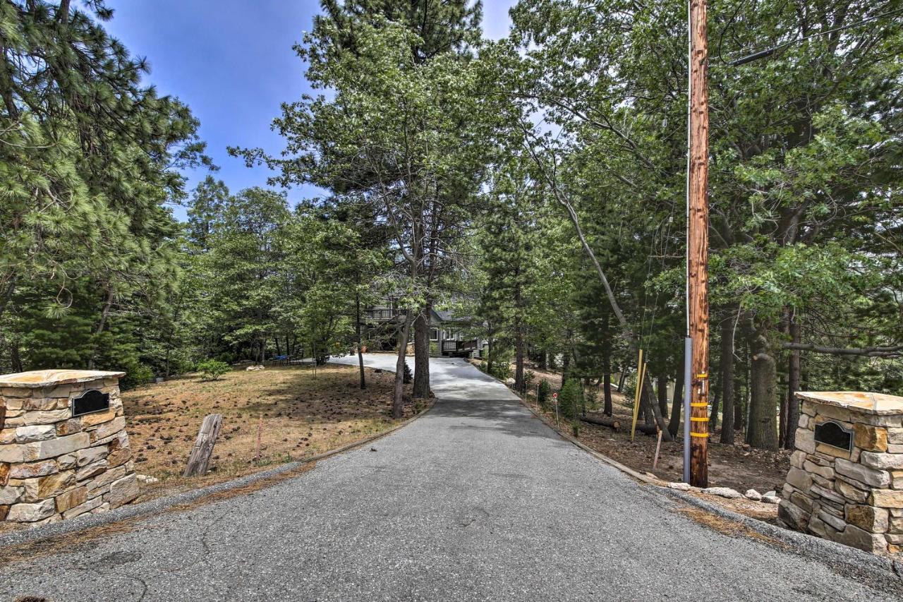 Incredible Lake Arrowhead Home With Views And Decks! Exterior photo